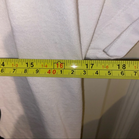 Disney x Uniqlo Cinderella women’s shirt small white rare - Picture 5 of 6